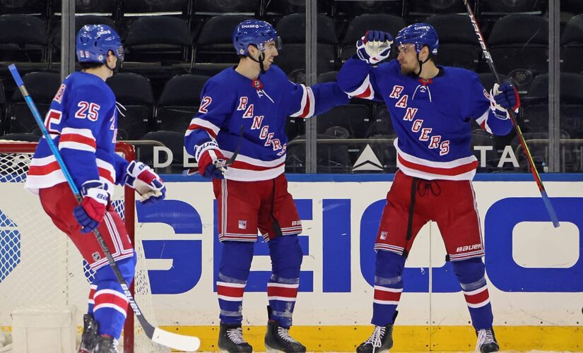 Rangers blast Penguins 8-4 with goals from 8 players