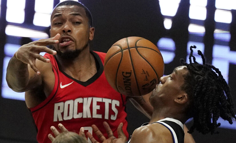 Rockets’ Sterling Brown covered in blood after he was assaulted in Miami, police video shows