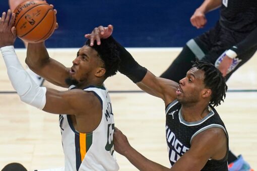 Jazz beat Kings 128-112, extend home winning streak to 24