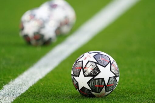 European soccer split: elite clubs threaten breakaway league