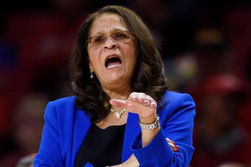 C. Vivian Stringer signs 5-year extension with Rutgers