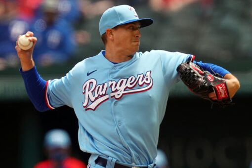 Rangers beat O’s 1-0 in 10 in duel of opening day starters