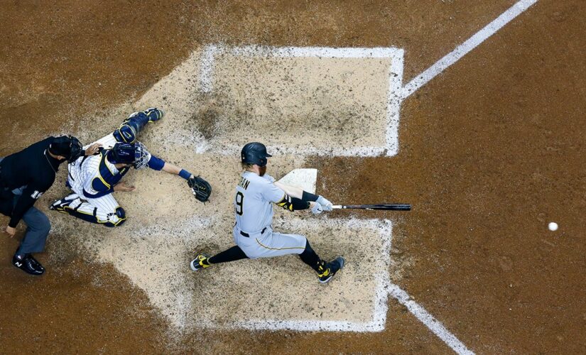 Moran HR, RBI double in 10th leads Pirates over Brewers 6-5