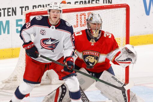 Bennett scores two goals, Knight makes 33 saves in NHL debut