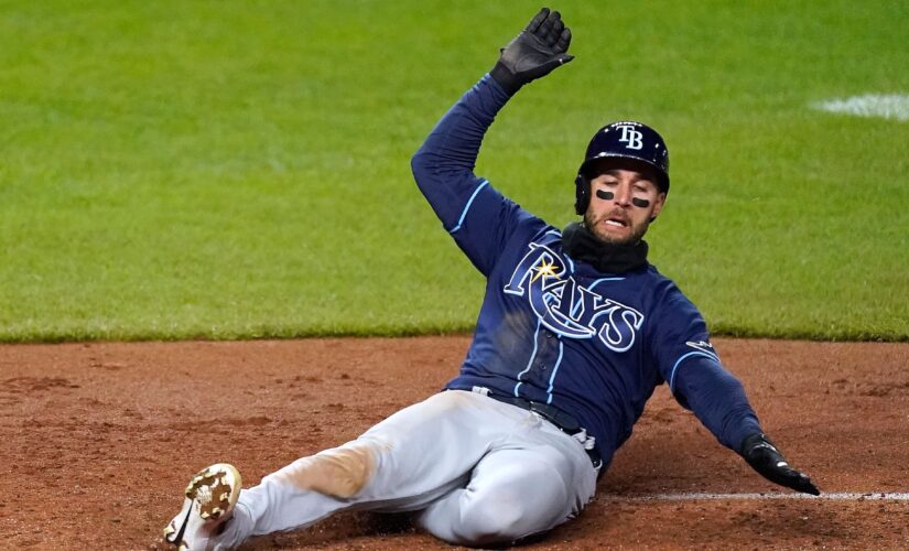 Lowe, Meadows HRs highlight Rays’ 14-7 rout of Royals