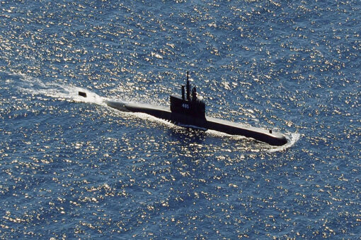 Doomed Indonesian sub may have been hit by powerful underwater wave: report