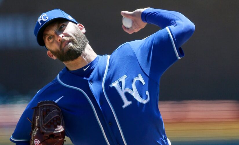 Royals win 4th straight, blank slumping Tigers 4-0