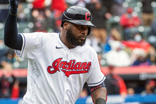 Reyes hits three-run homer, Indians beat Yankees 7-3