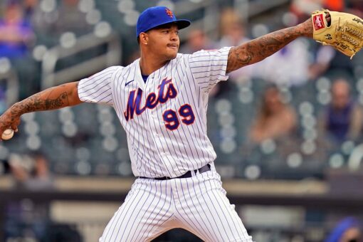 Walker gets 1st win for Mets, who take 2 of 3 from Nationals