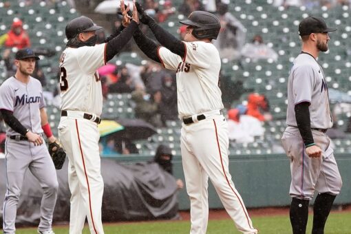 Webb goes 7 scoreless, hits 2-run triple, Giants top Marlins