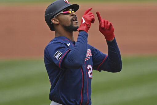 Garver homers twice, Twins connect 6 times to blast Indians