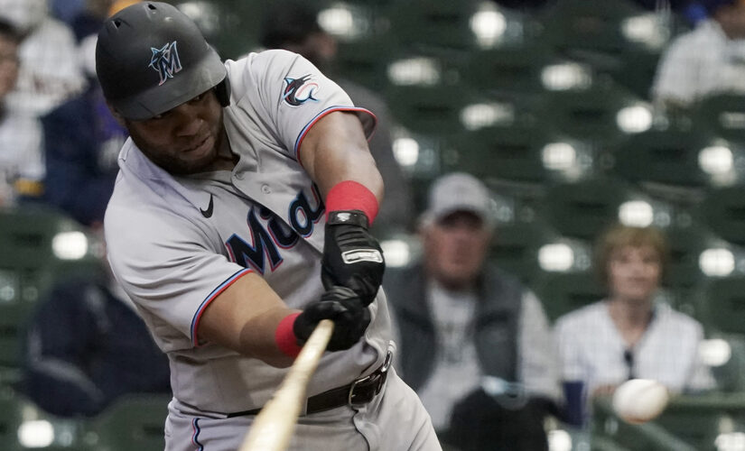 Aguilar’s 5th HR in 6 games leads Marlins over Brewers 6-2