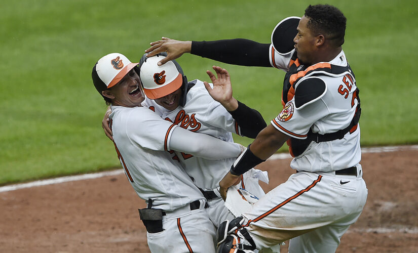 Mullins’ sac fly propels Orioles past Yankees 4-3 in 10