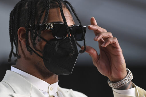 Bengals take Ja’Marr Chase with No. 5 pick, reunites with Joe Burrow