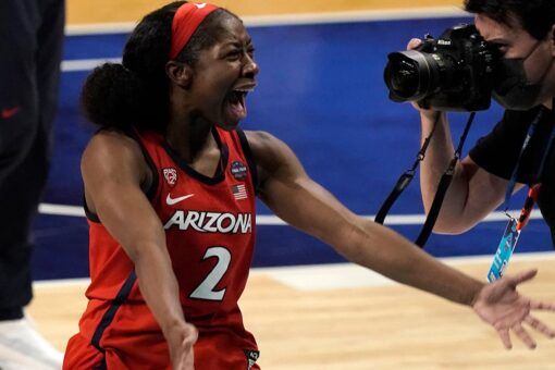 Arizona reaches NCAA title game with 69-59 win over UConn