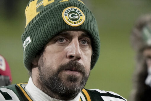 Aaron Rodgers mentioned in trade rumors hours before NFL Draft