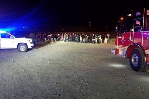 More than 130 undocumented migrants surrender to Arizona Border Patrol