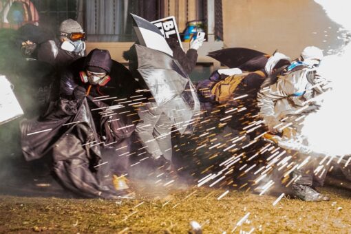 Daunte Wright shooting protests: More rioting, unrest as demonstrations spread further