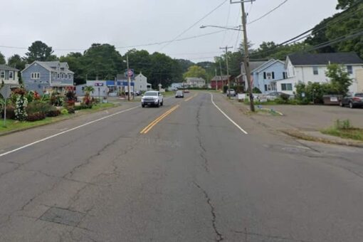Connecticut police in standoff with barricaded gunman, shots fired