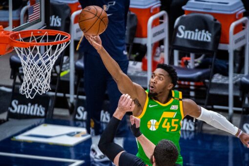 Jazz rout Trail Blazers for 23rd straight home victory