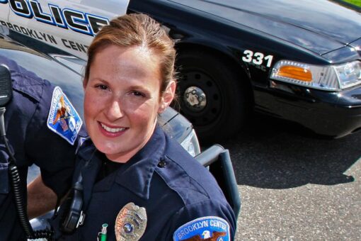 Who is Kimberly Potter, the cop involved in the Daunte Wright deadly shooting