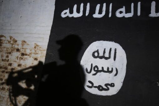 US couple nabbed at NJ seaport, accused of trying to board ship to Yemen to fight for ISIS: Justice Department