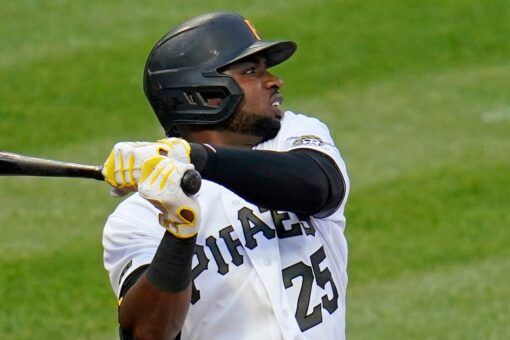 Polanco hits early HR off Musgrove, Pirates beat Padres 5-1