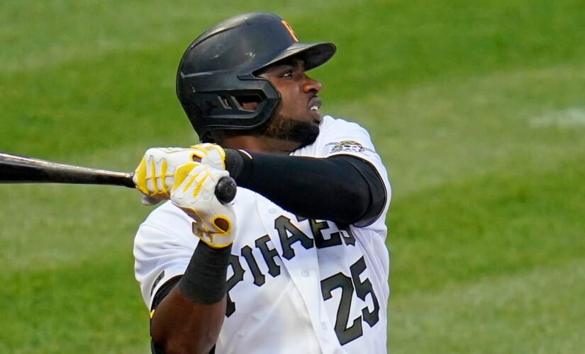 Polanco hits early HR off Musgrove, Pirates beat Padres 5-1