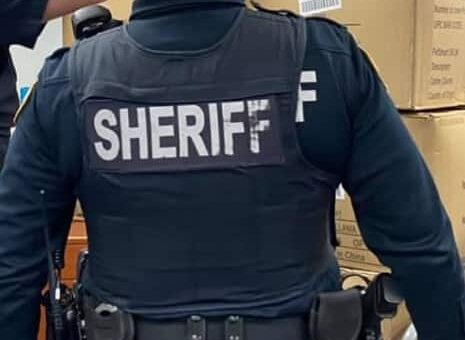 Texas deputy on desk duty after video allegedly shows him punching teen in head, incident being investigated