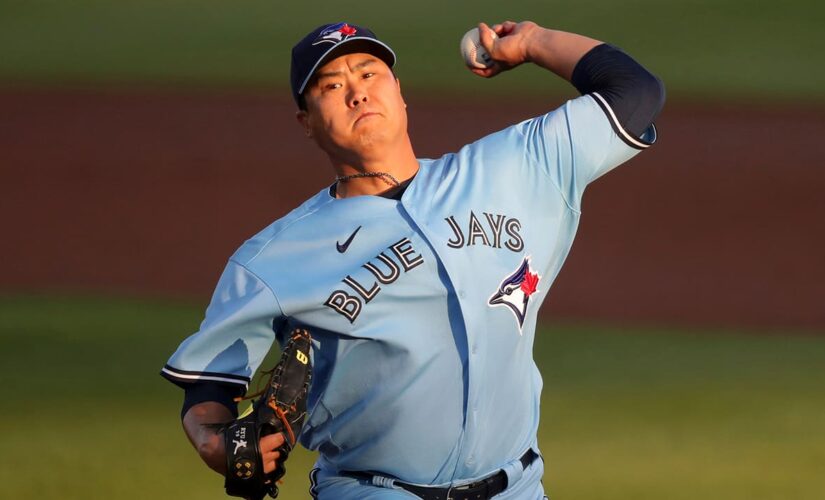 Ryu sharp into 7th, Semien homers as Blue Jays top Yanks 7-3