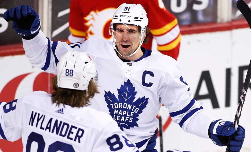 Matthews, Tavares lead Maple Leafs to 4-2 win over Flames