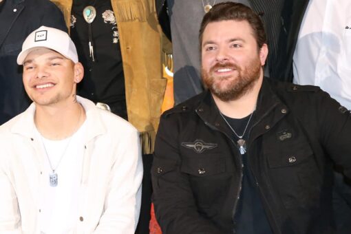 Chris Young surprises Kane Brown on stage to perform their duet ‘Famous Friends’