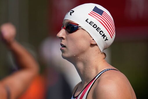 Ledecky dominates 1,500 freestyle at California meet