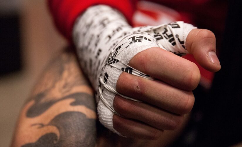 Ex-Olympian has finger ripped off hand during MMA fight