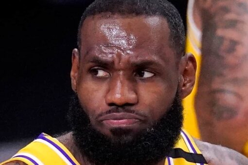 ABC, CBS avoid LeBron James tweet targeting Columbus police officer on morning, evening news programs