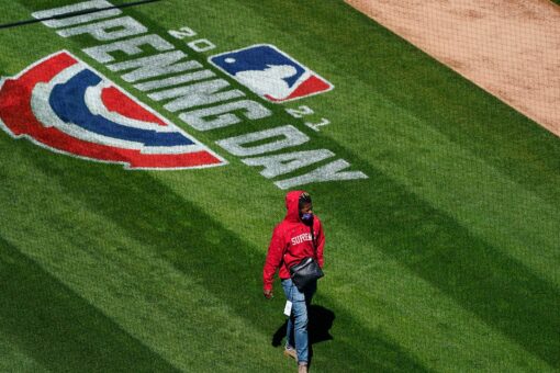 MLB to distribute $1.5M in tickets to essential workers