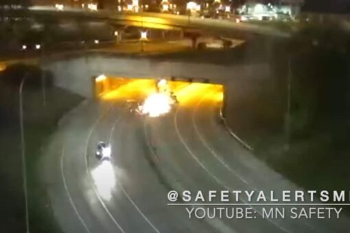 Minneapolis fiery crash kills at least 1, authorities say