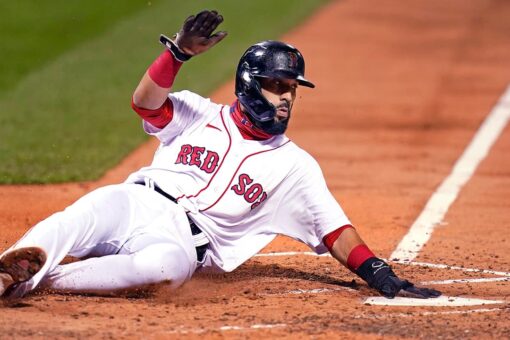 Red Sox make drastic Patriots’ Day-inspired uniform change