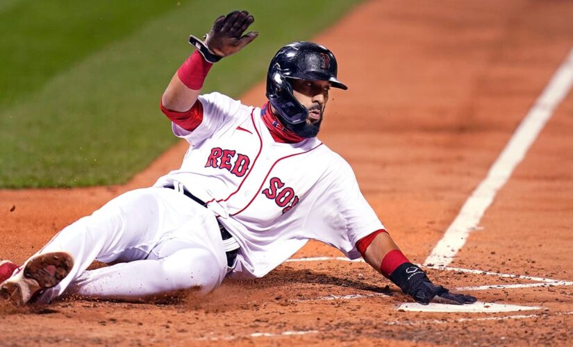 Red Sox make drastic Patriots’ Day-inspired uniform change