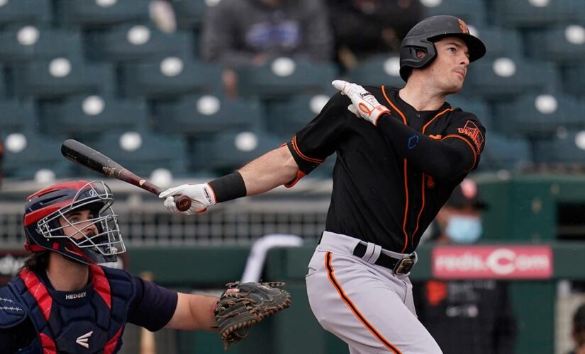 SF Giants’ Mike Yastrzemski has no plans to kneel during national anthem this season