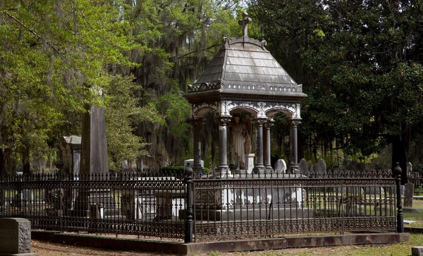 ‘White Lies Matter’ group says it stole Jefferson Davis chair, will turn it into toilet unless demands are met