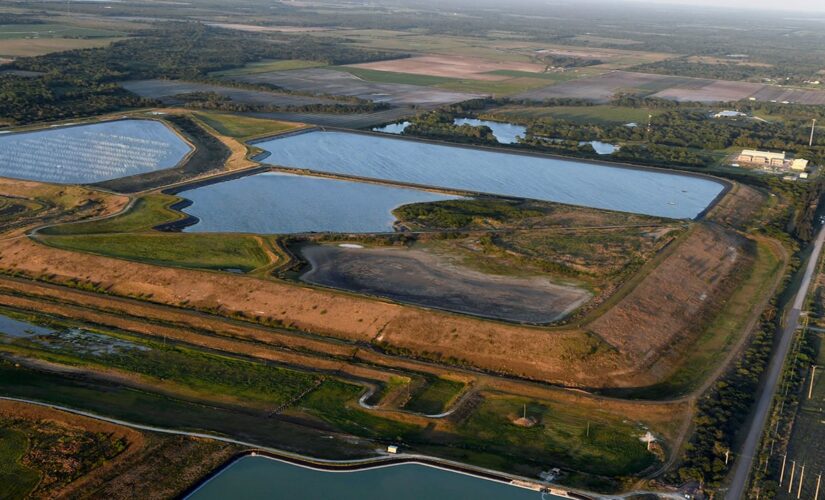 Florida expands evacuations ahead of possible ‘catastrophic’ 340M gallon breach at phosphate plant