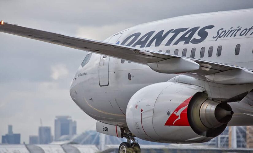 Travel bubble between Australia and New Zealand begins uniting families, loved ones