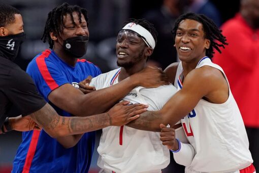 Jackson’s jumper gives Clippers 100-98 win over Pistons