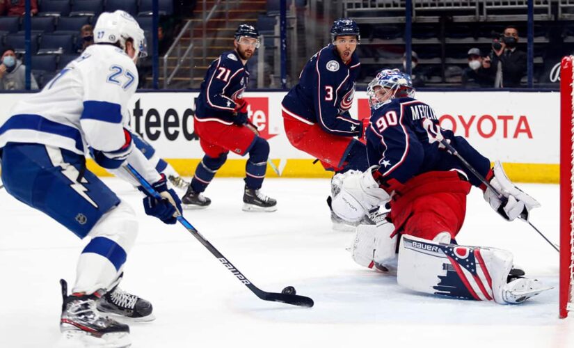 Lightning get early goals in 6-4 win over Blue Jackets