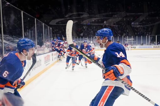 Ryan Pulock scores in OT, Islanders beat Rangers 3-2
