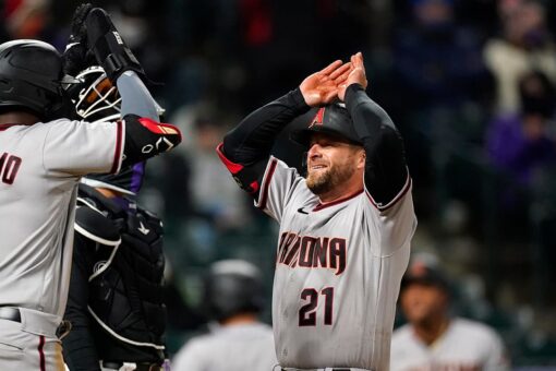 Diamondbacks score 3 in 13th inning to beat Rockies 10-8