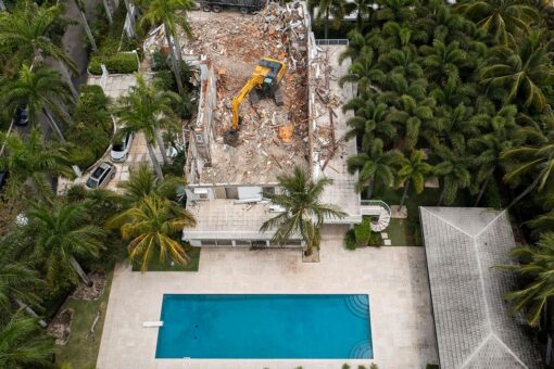 Jeffrey Epstein’s Palm Beach estate has been demolished