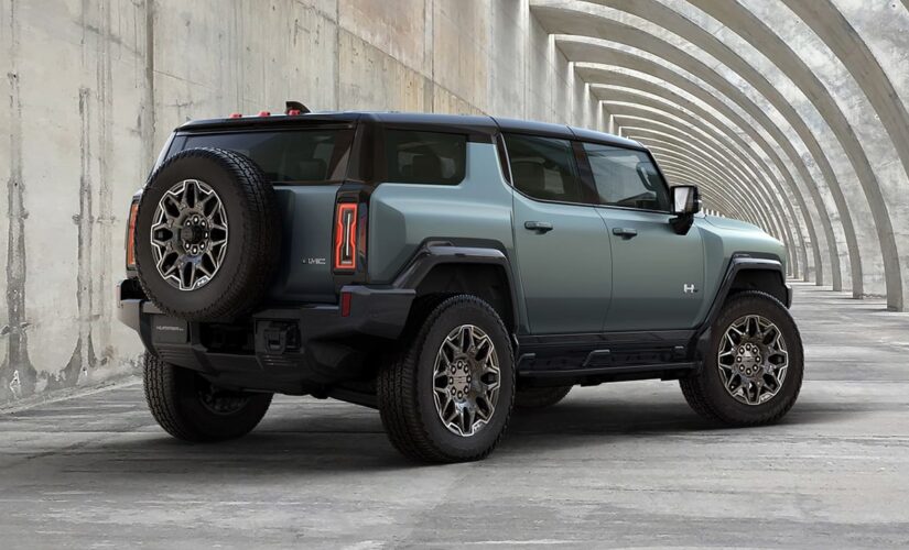 Electric 2024 GMC HUMMER EV SUV ‘supertruck’ revealed