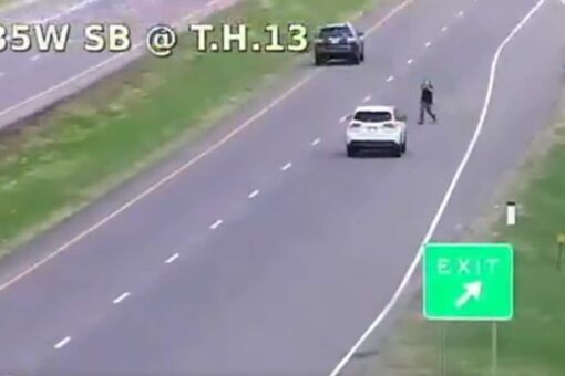 Minnesota armed carjacker points gun at vehicle during police pursuit, chilling video shows